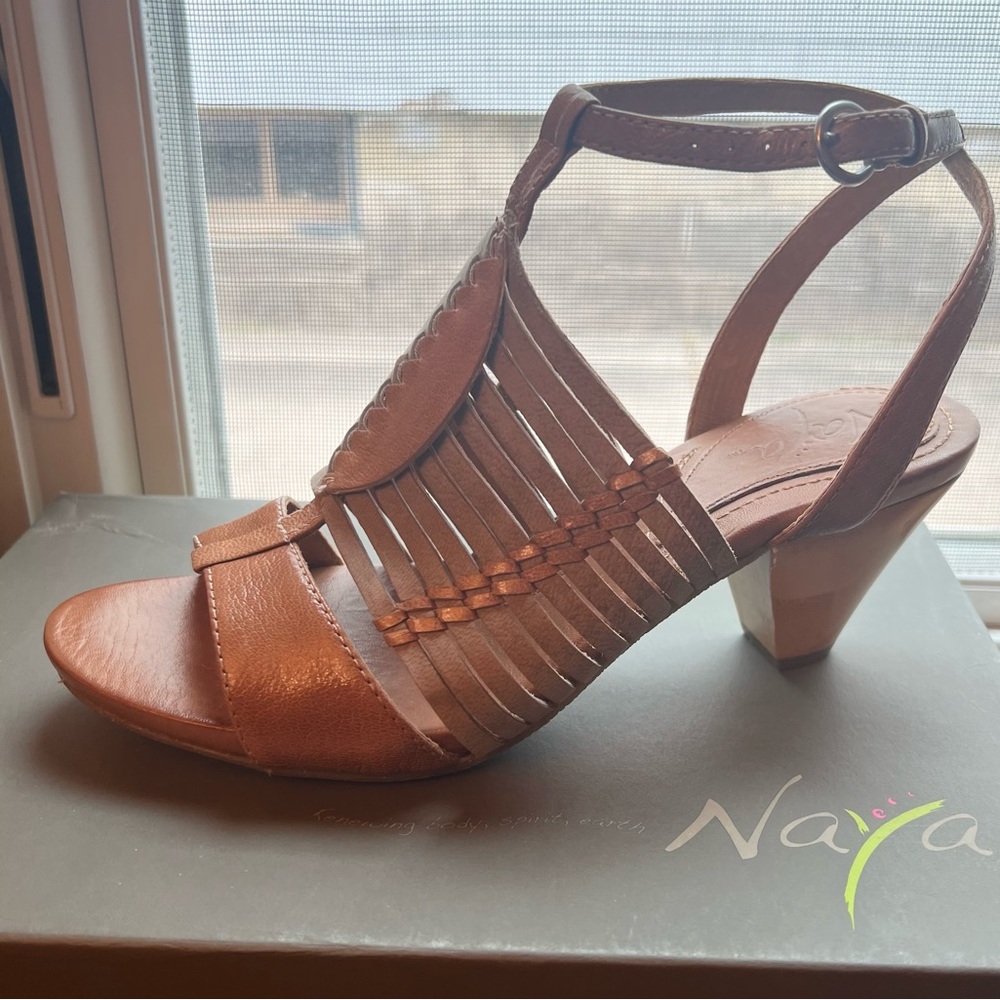 Naya multi-colored leather sandals with heel.  Size 8W.